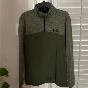 Under Armour- pull over